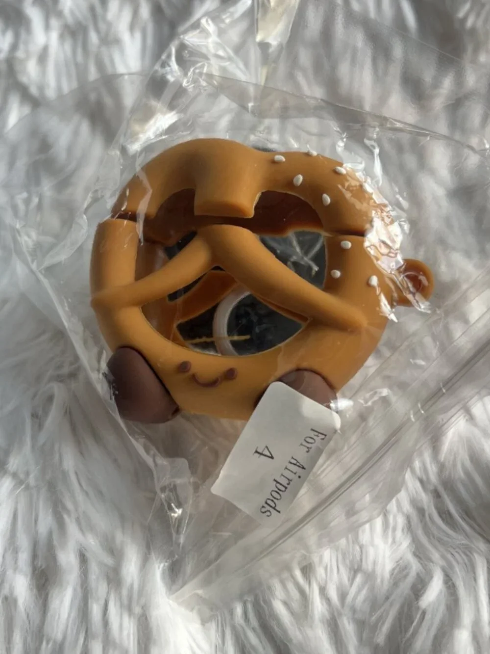 Jellycat Pretzel Apple Airpod 4 Case